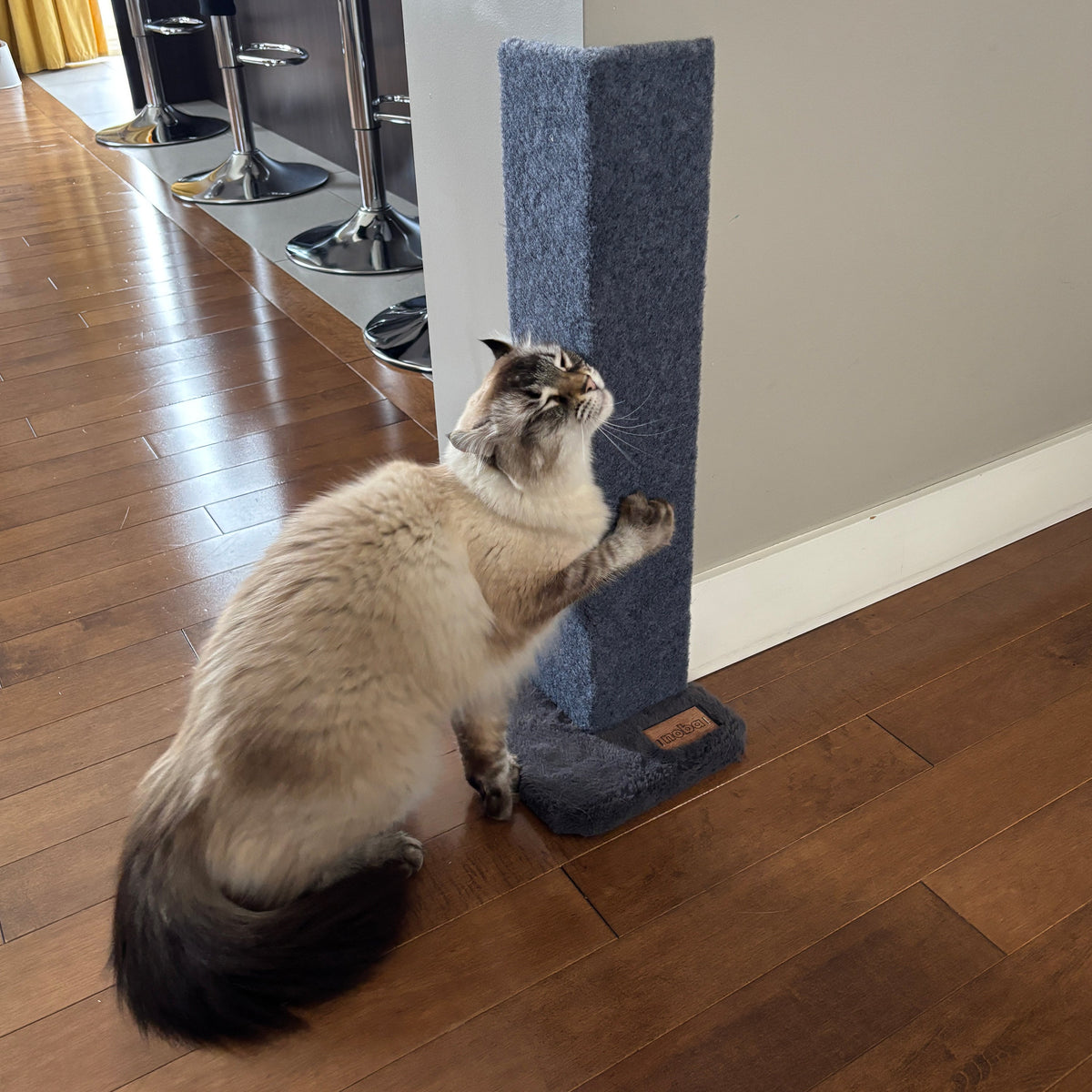 Noba Corner Cat Scratcher and Protector - 23 Inch – view 6