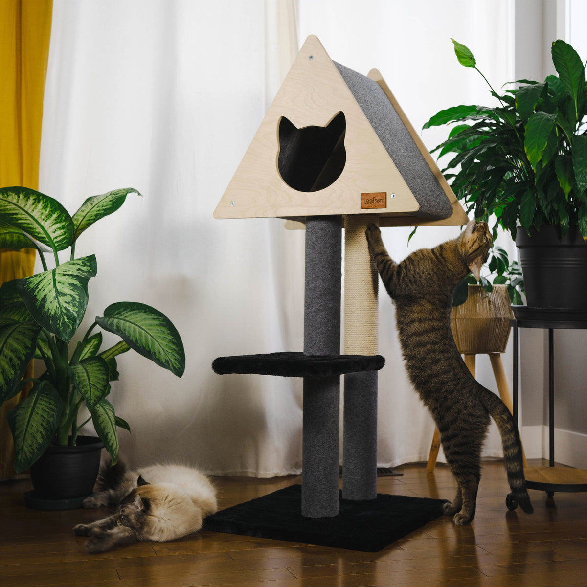 Teepee Hideout - Deluxe 2-Level Cat Tree – view 2